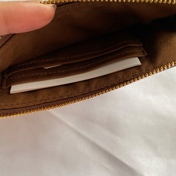 NWT COACH F58032 CORNER ZIP WRISTLET IN CROSSGRAIN LEATHER MSRP - Picture 6 of 6